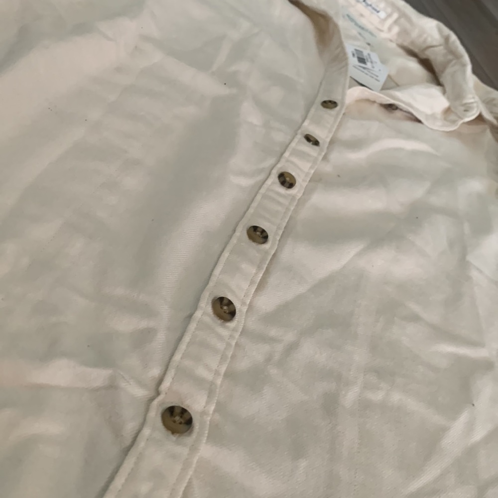 NWT A&F button down - Picture 2 of 4